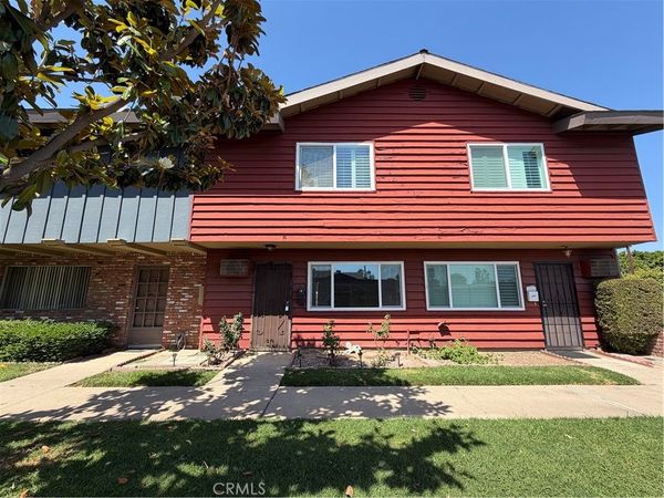 13656 Red Hill Avenue, Unit J-32, Tustin, CA 92780
