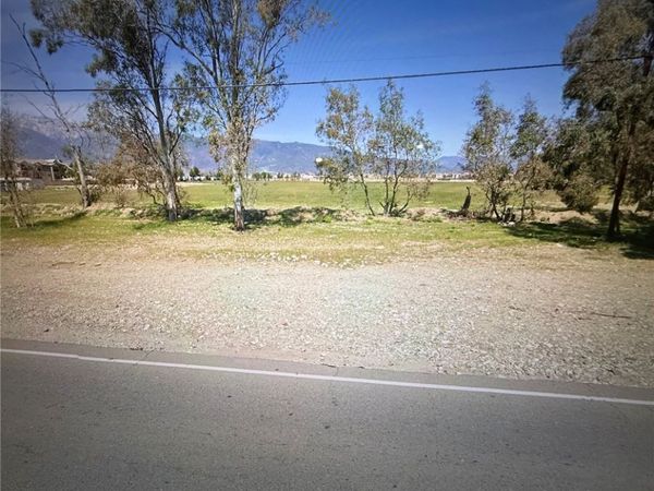 15254 Foothill, Fontana, CA 92335