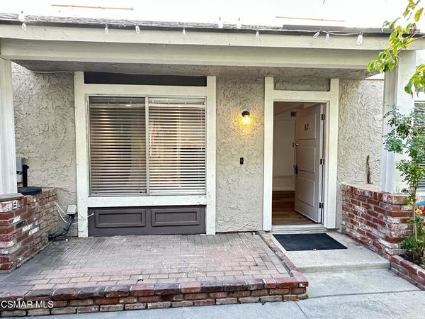 560 Spring Road, Unit 82, Moorpark, CA 93021