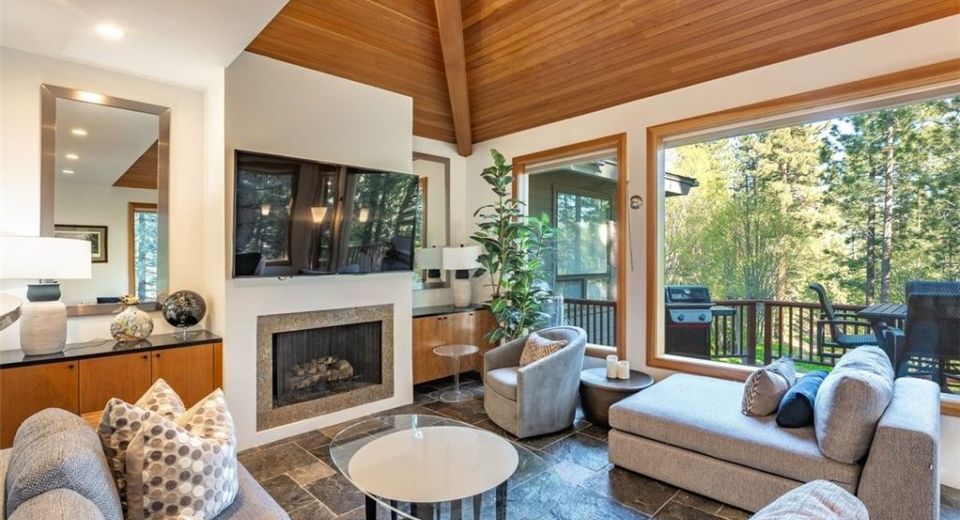 685 Wilson Way, Unit 4, Incline Village, NV 89451 Photo