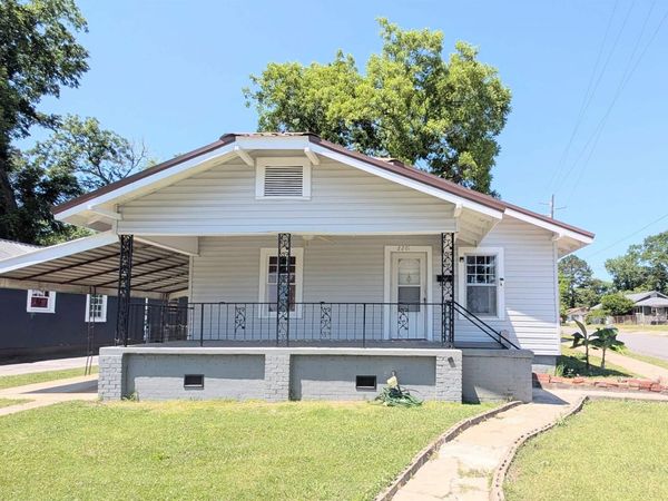2201 Chestnut Street, Gadsden, AL 35904