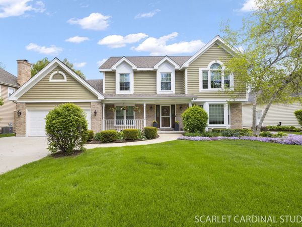 1063 Willow Creek Road , West Chicago, IL 60185