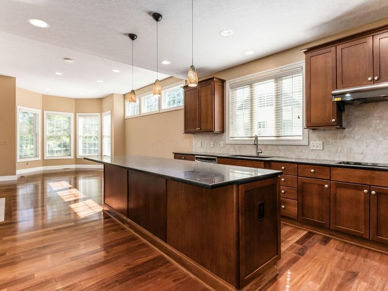 8066 Summerhouse Drive W, Dublin, OH 43016 Photo 30