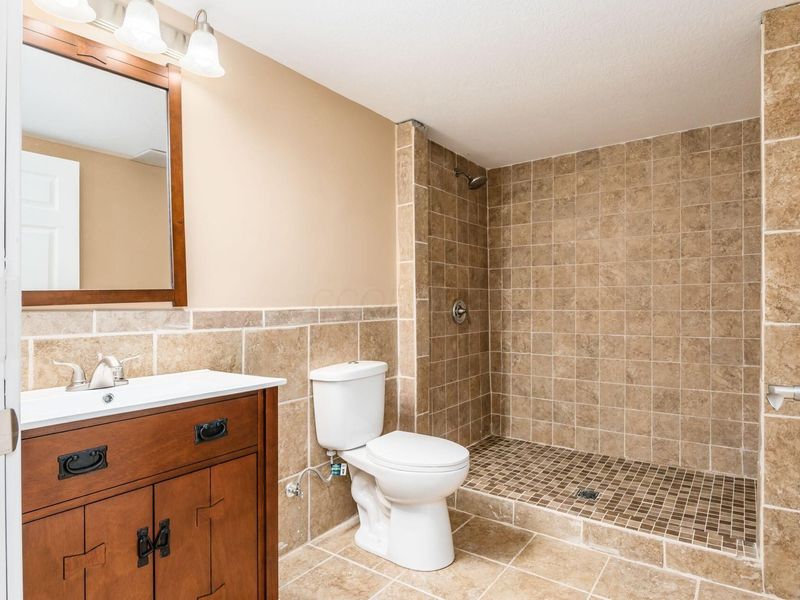 8066 Summerhouse Drive W, Dublin, OH 43016 Photo 74