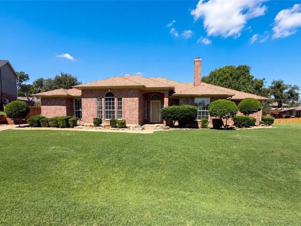 735 Highridge Drive, Lakewood Village, TX 75068