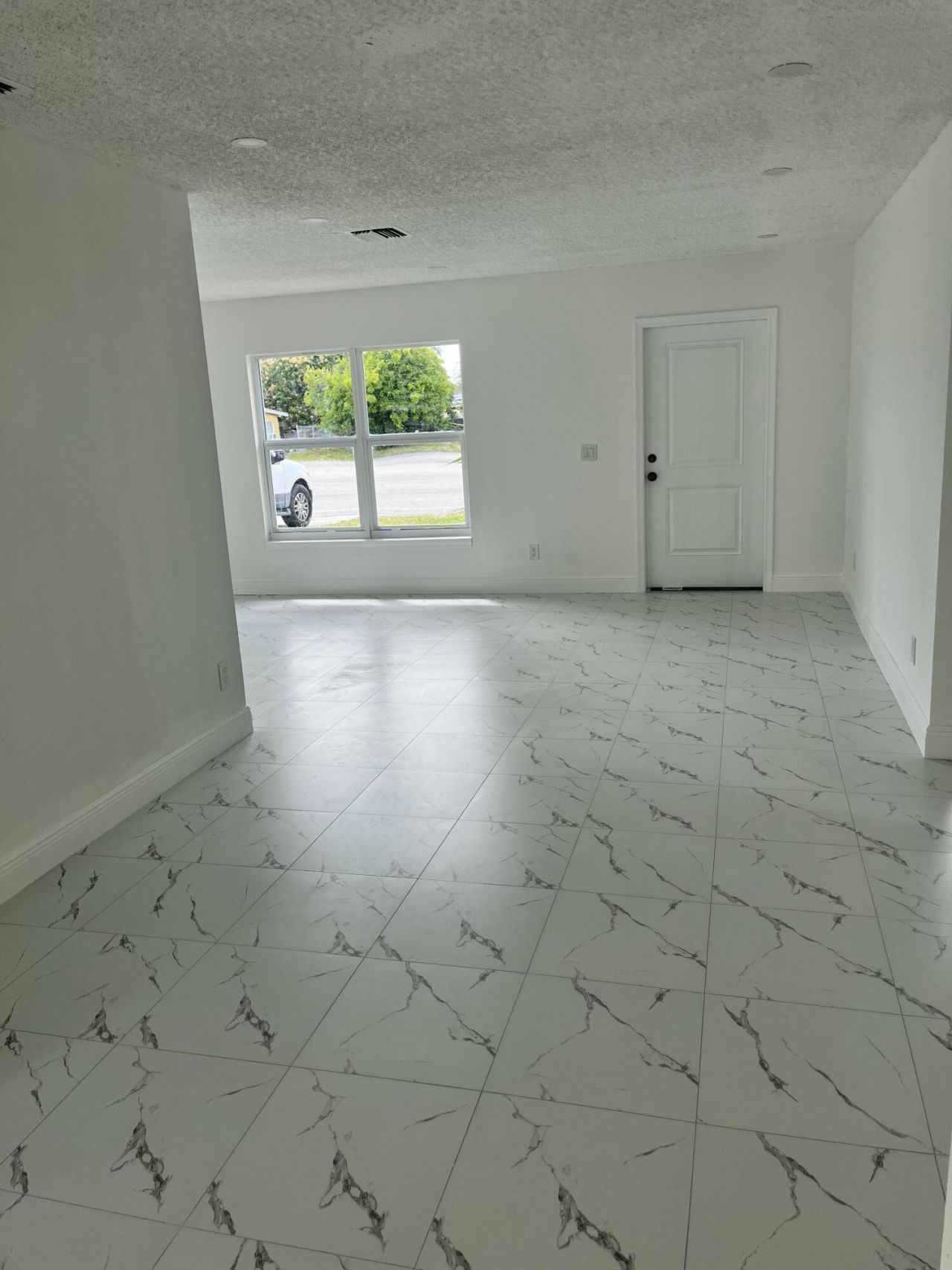 2747 Summit Boulevard, West Palm Beach, FL 33406 Photo