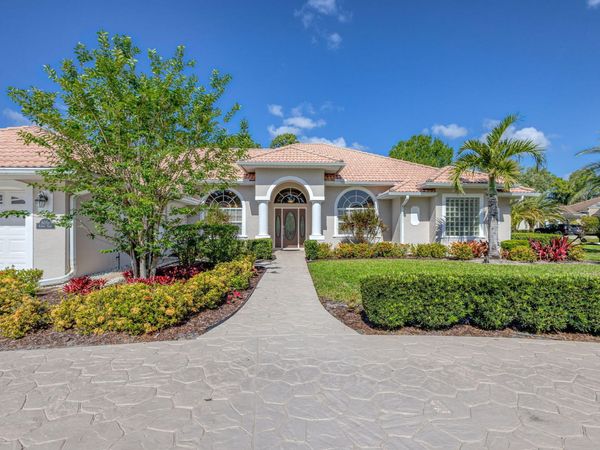 8055 Kiawah Trace, Port St. Lucie, FL 34986