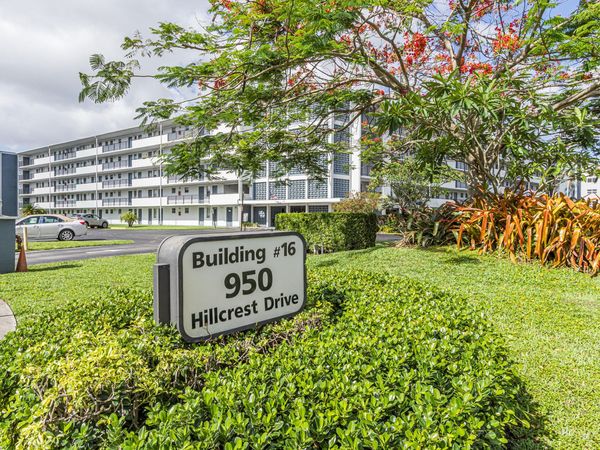 950 Hillcrest Drive, Unit 514, Hollywood, FL 33021