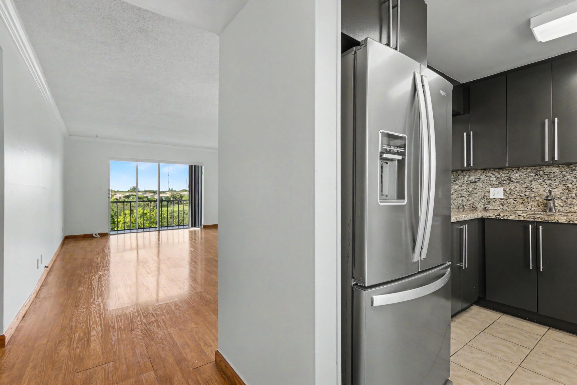 950 Hillcrest Drive, Unit 514, Hollywood, FL 33021 Photo