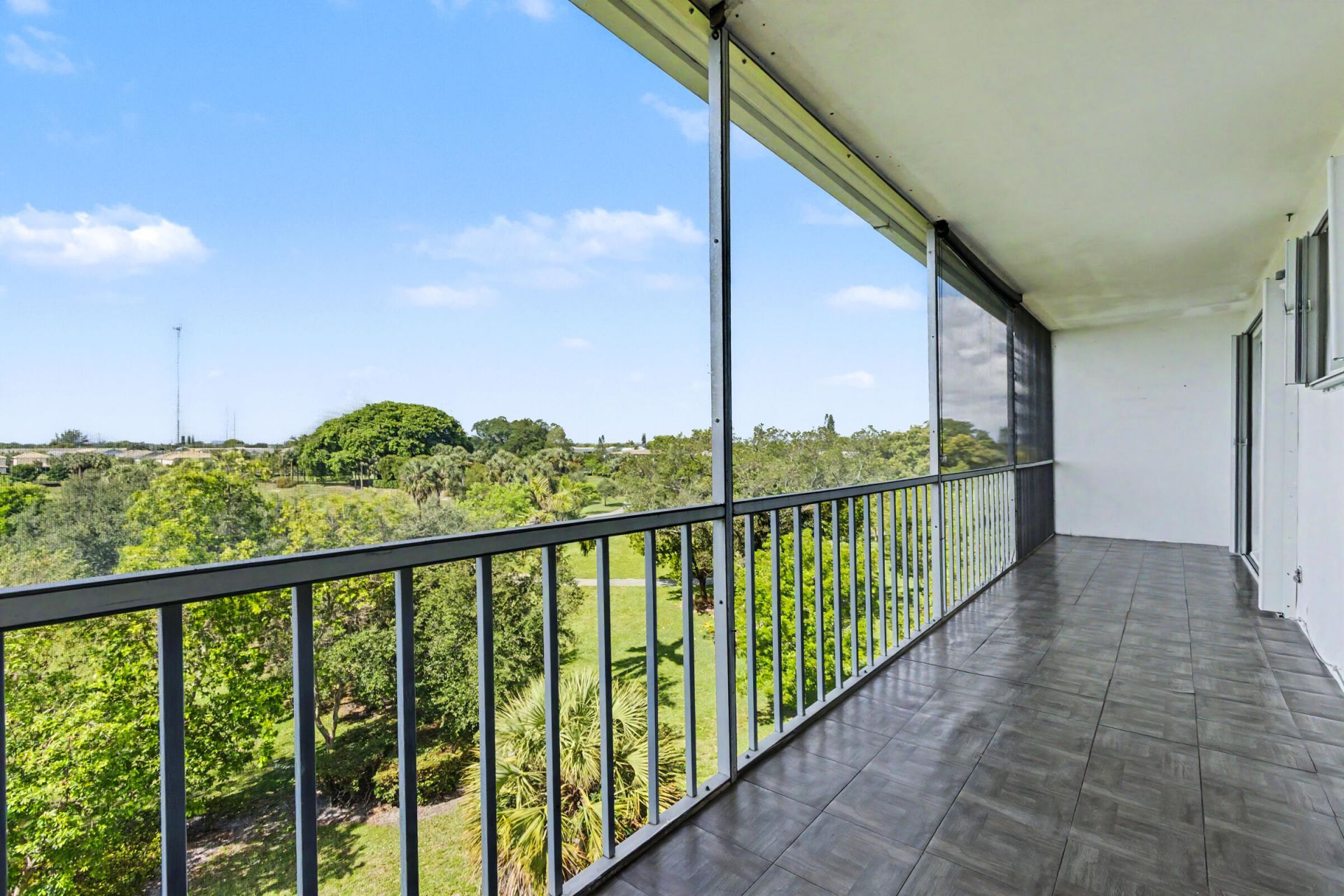950 Hillcrest Drive, Unit 514, Hollywood, FL 33021 Photo