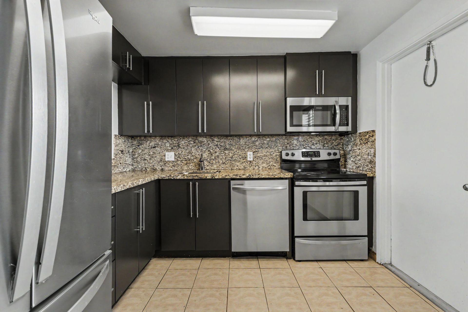 950 Hillcrest Drive, Unit 514, Hollywood, FL 33021 Photo