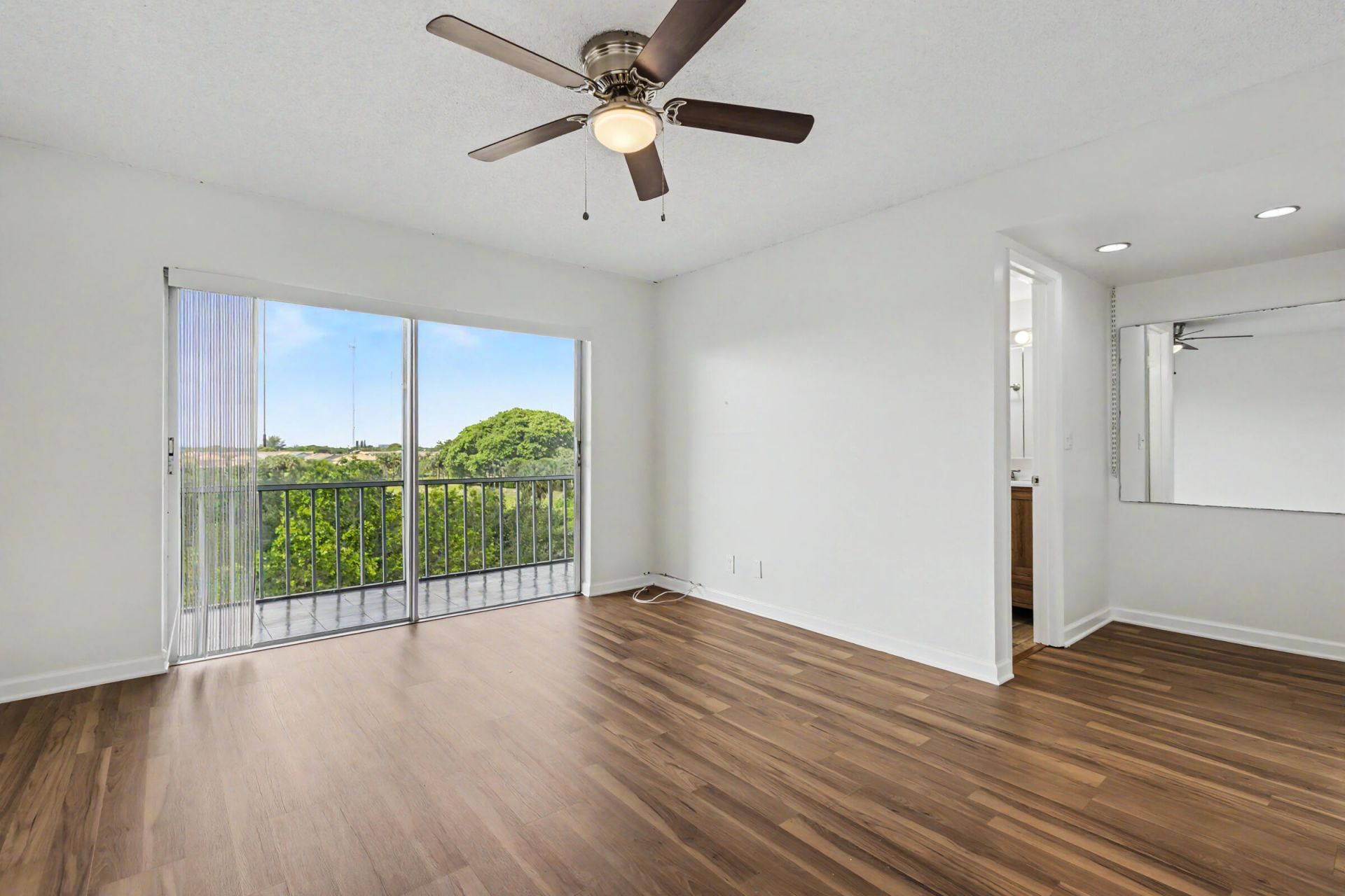 950 Hillcrest Drive, Unit 514, Hollywood, FL 33021 Photo