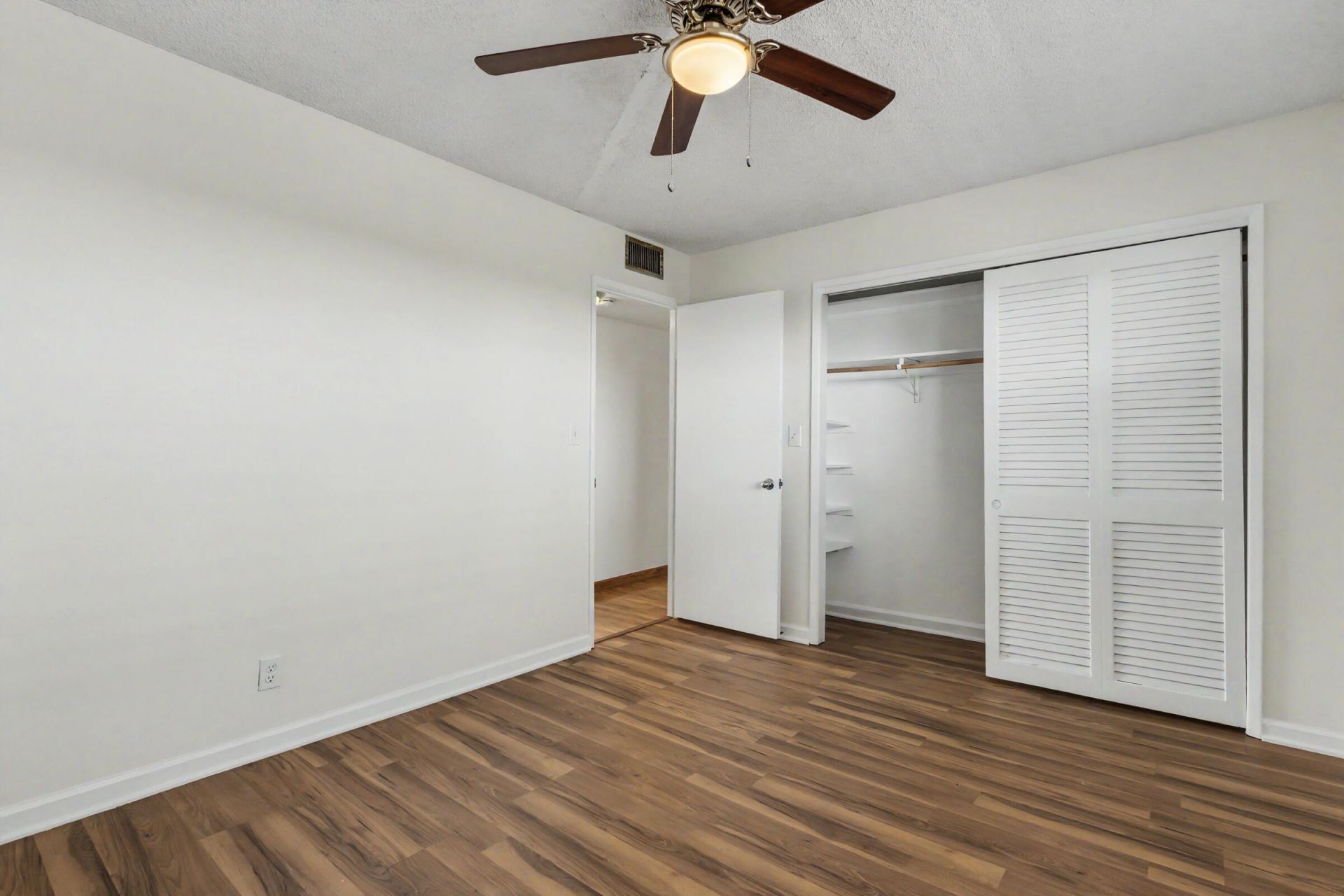 950 Hillcrest Drive, Unit 514, Hollywood, FL 33021 Photo