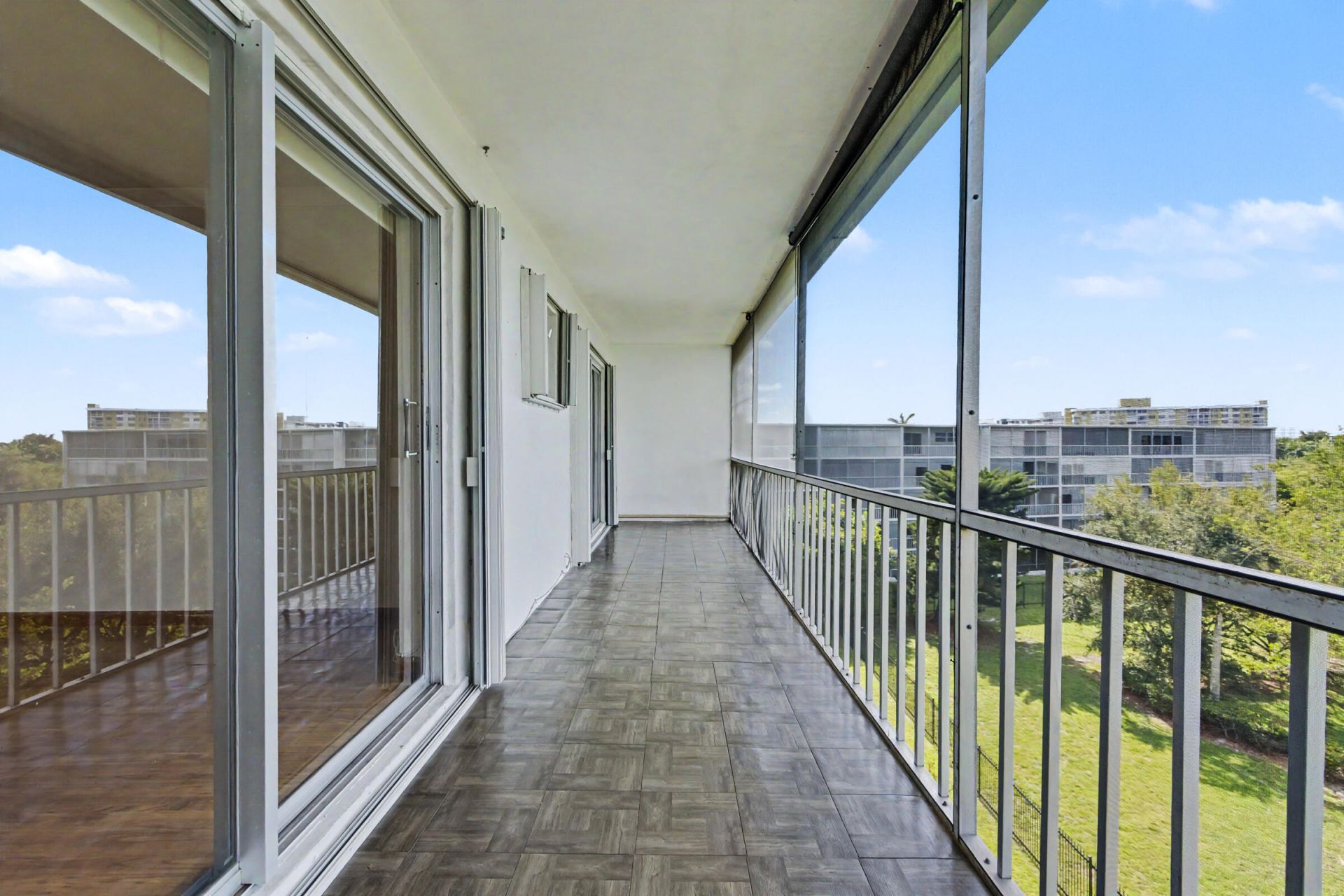 950 Hillcrest Drive, Unit 514, Hollywood, FL 33021 Photo