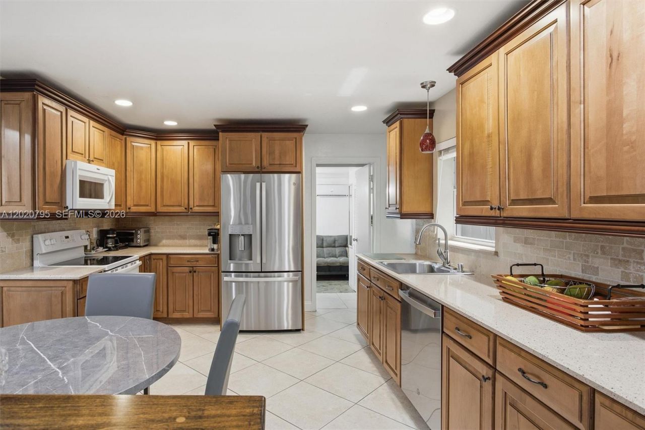 3149 Hollywood Blvd, Hollywood, FL 33021 Photo