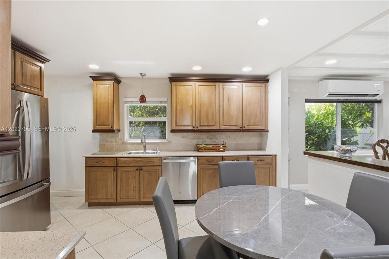 3149 Hollywood Blvd, Hollywood, FL 33021 Photo