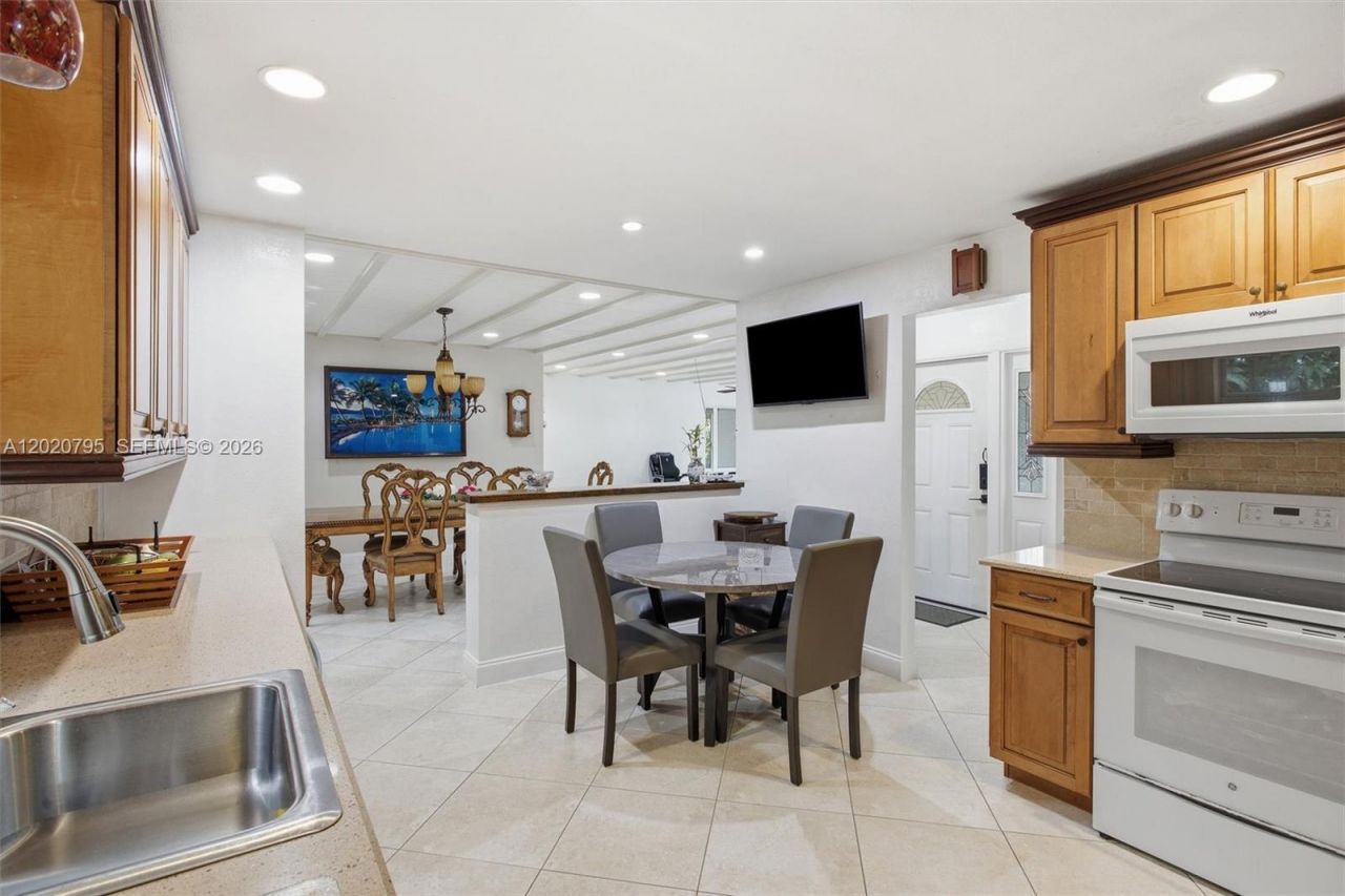 3149 Hollywood Blvd, Hollywood, FL 33021 Photo