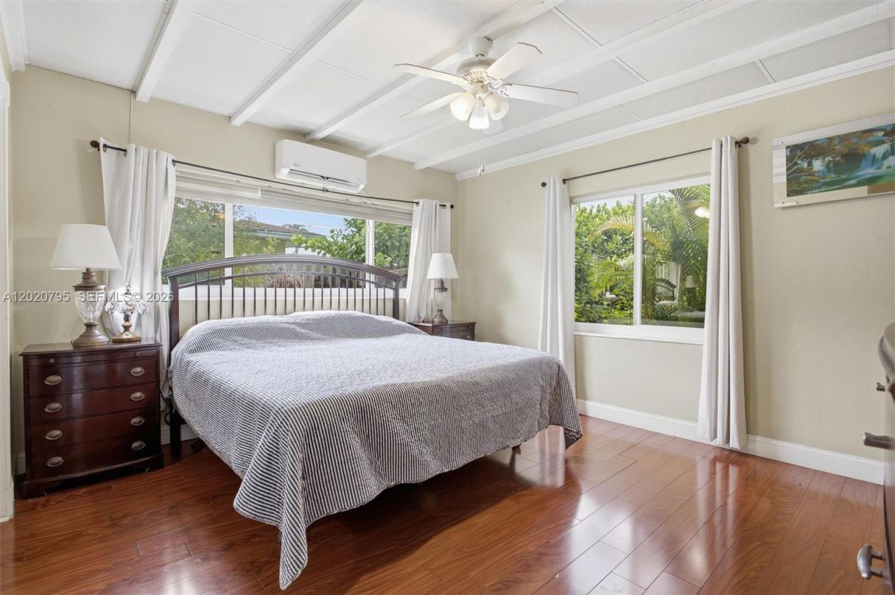 3149 Hollywood Blvd, Hollywood, FL 33021 Photo