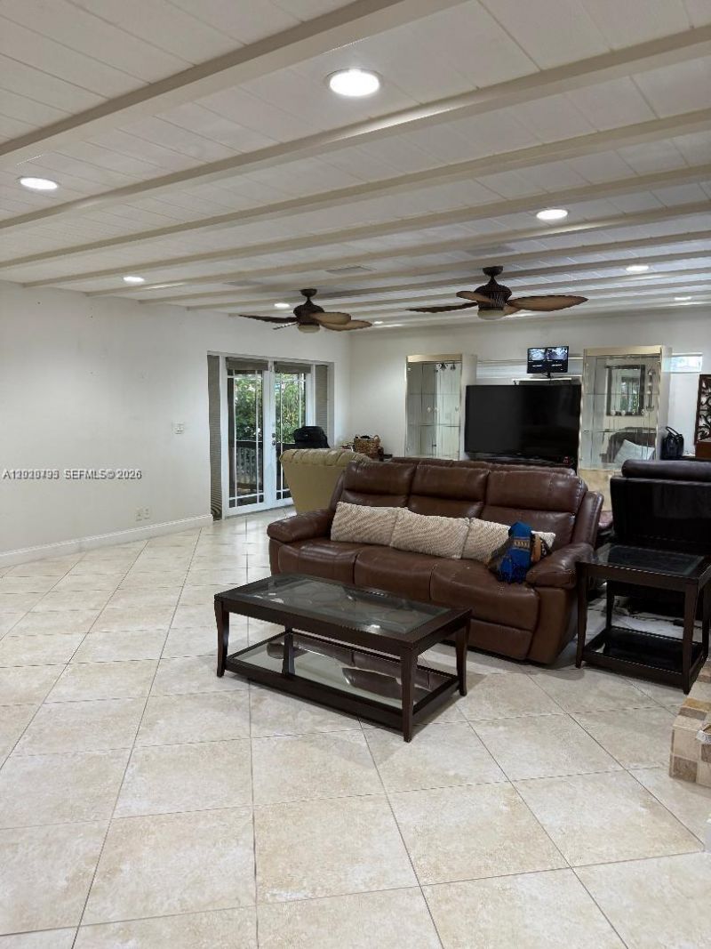3149 Hollywood Blvd, Hollywood, FL 33021 Photo