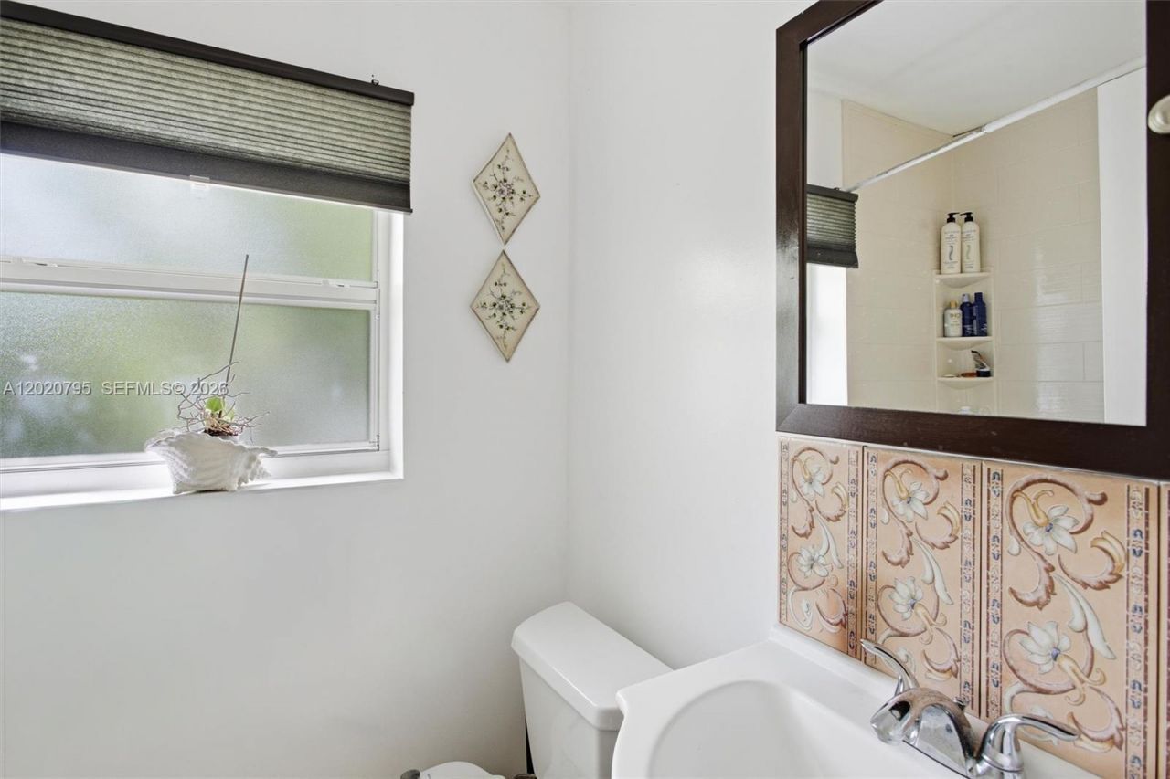 3149 Hollywood Blvd, Hollywood, FL 33021 Photo