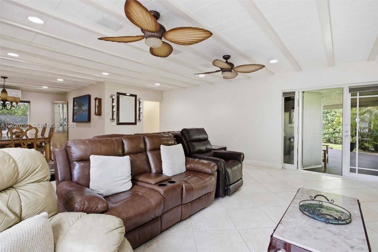 3149 Hollywood Blvd, Hollywood, FL 33021 Photo