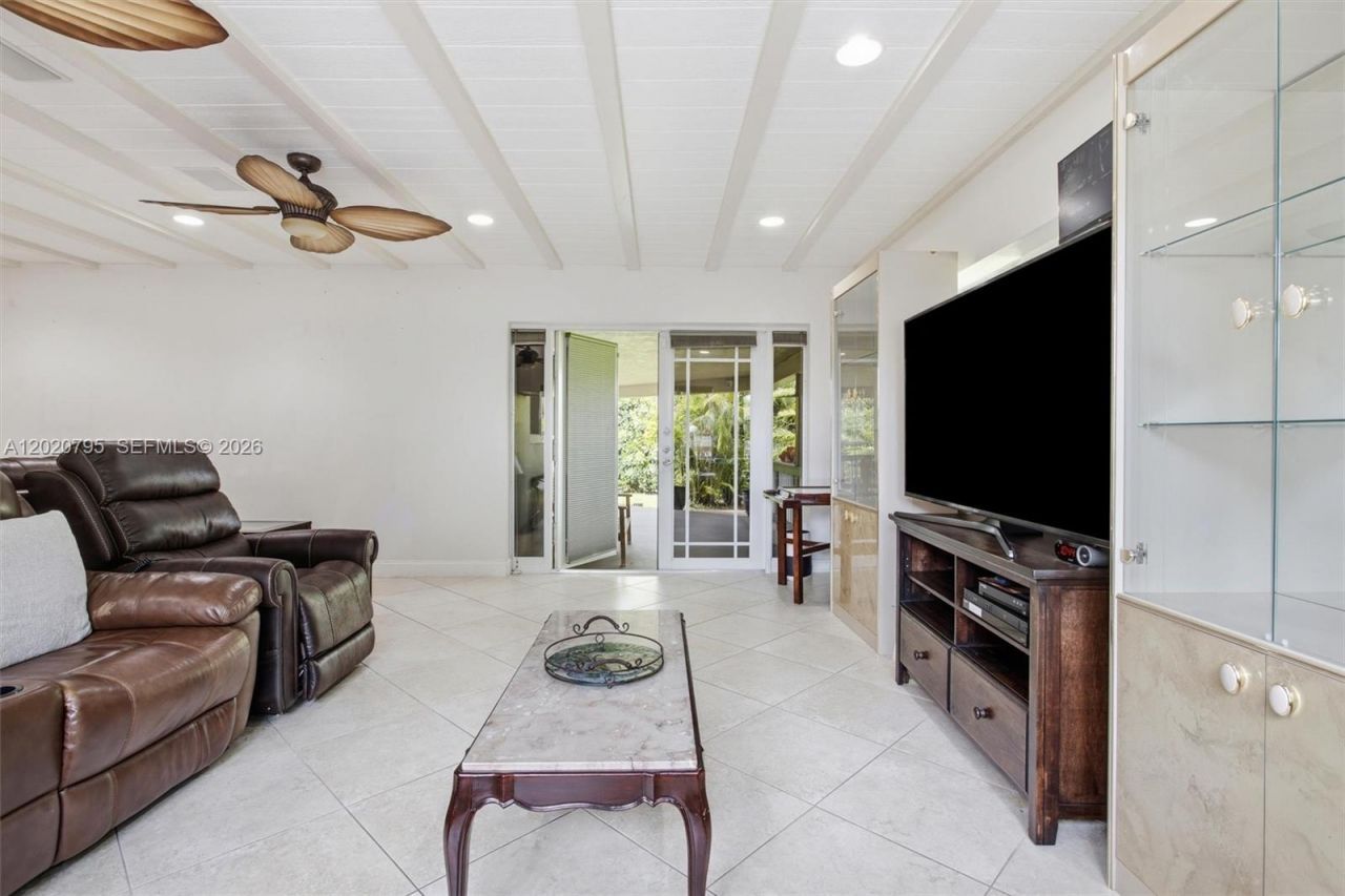 3149 Hollywood Blvd, Hollywood, FL 33021 Photo
