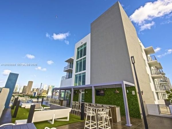 729 NW 2nd St , Unit 410, Miami, FL 33128