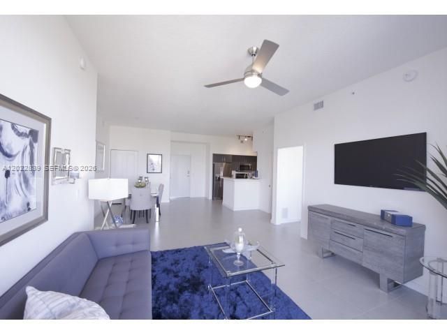 729 NW 2nd St , Unit 410, Miami, FL 33128 Photo