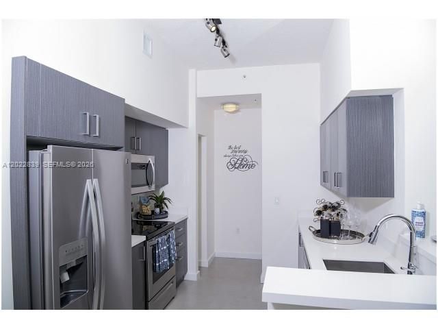 729 NW 2nd St , Unit 410, Miami, FL 33128 Photo