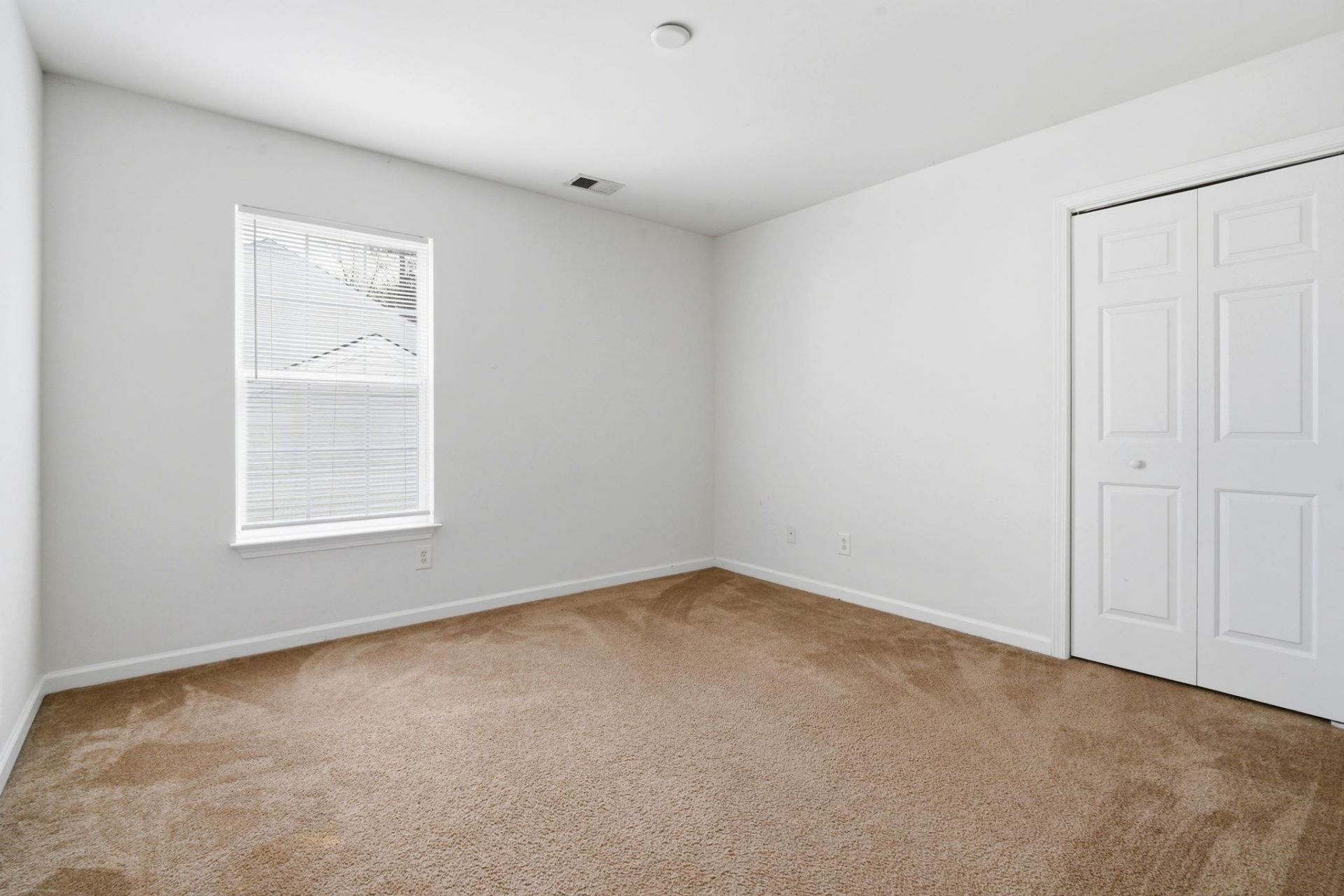 1068 Harvester Circle  Photo 27