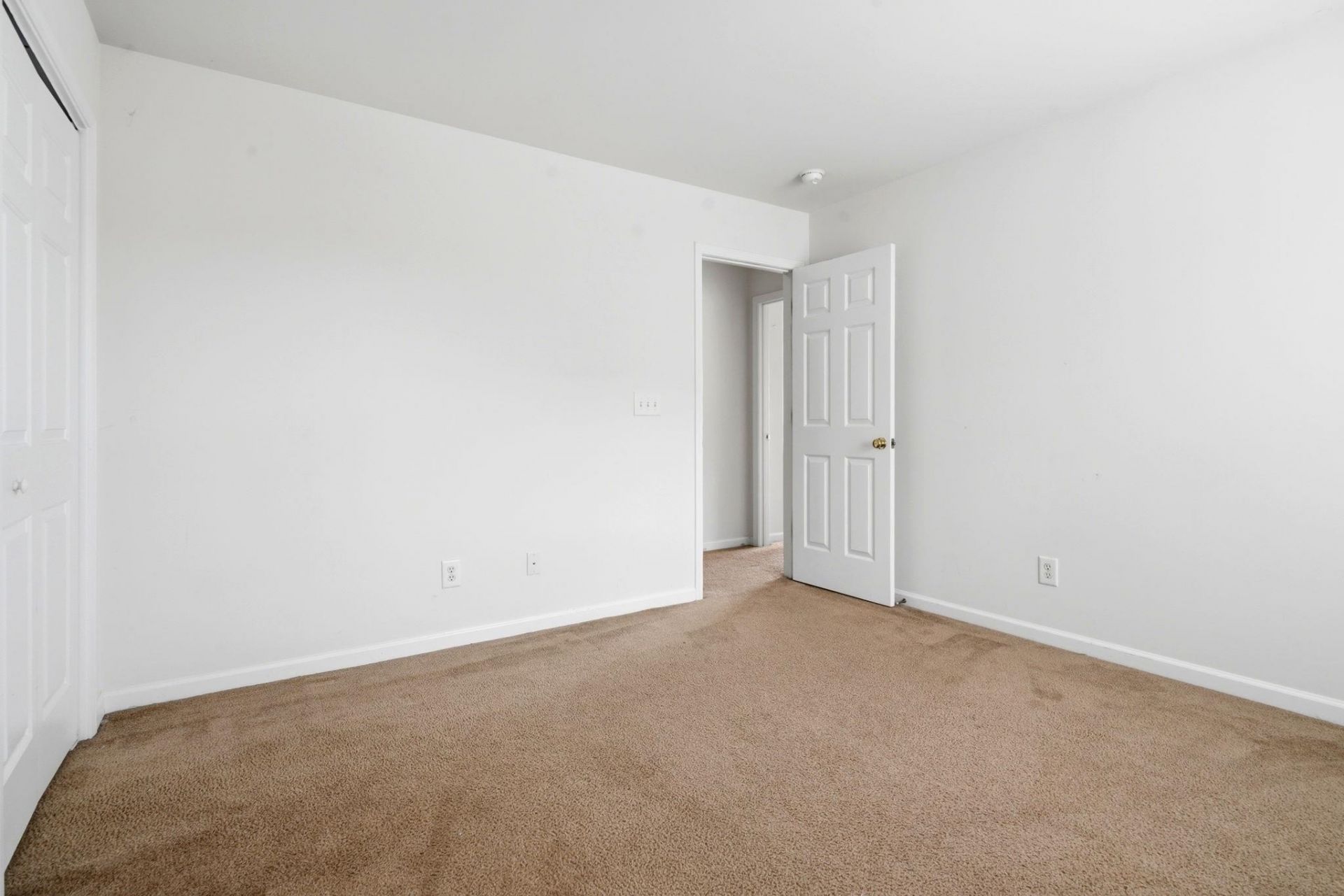 1068 Harvester Circle  Photo 28
