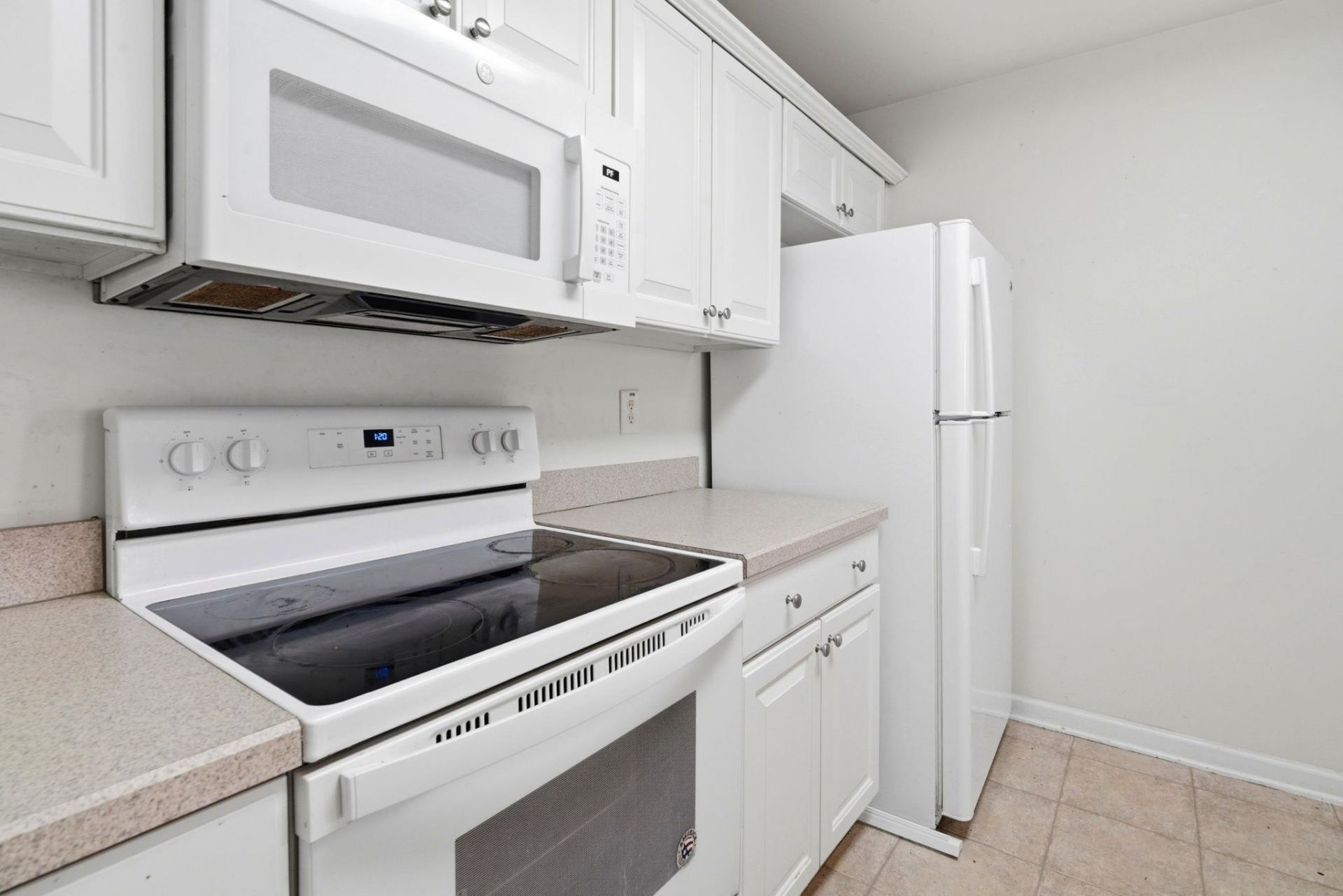 1068 Harvester Circle  Photo 31