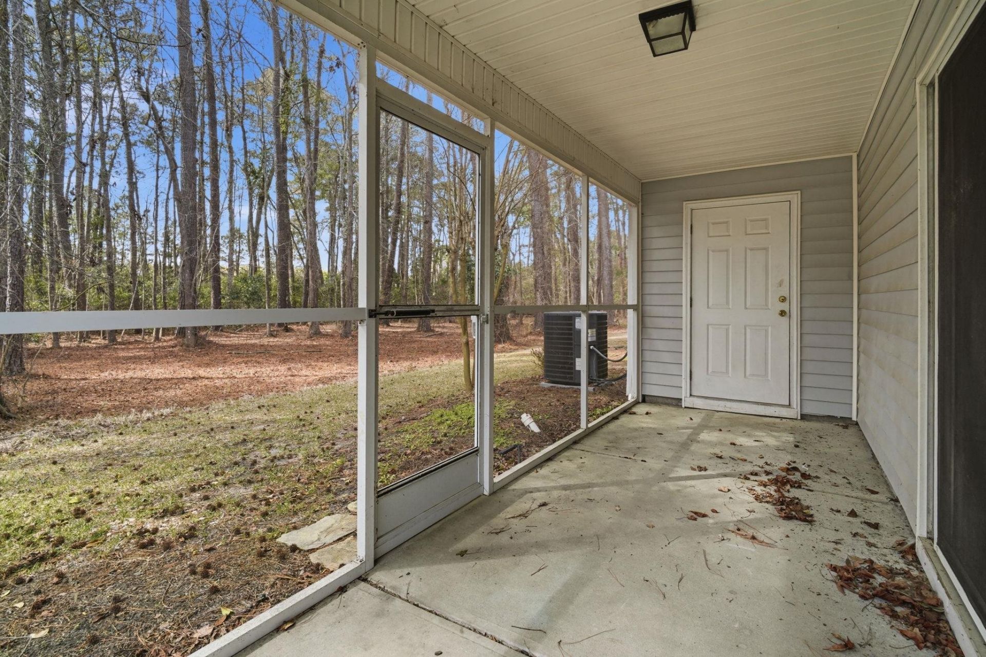 1068 Harvester Circle  Photo 33