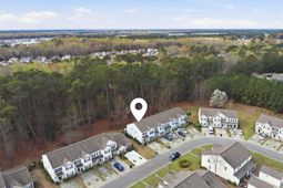 1068 Harvester Circle  photo 4