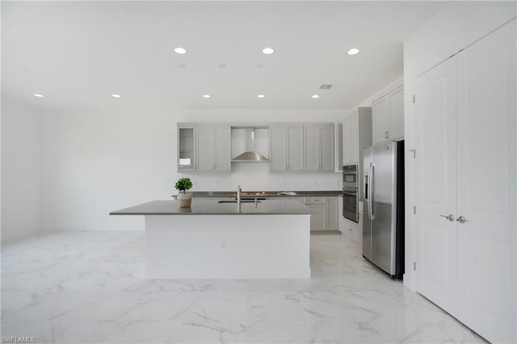 20195 Ainsley St , Estero, FL 33928 Photo