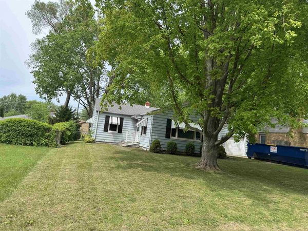 2812 PELHAM Road, ROCKFORD, IL 61107