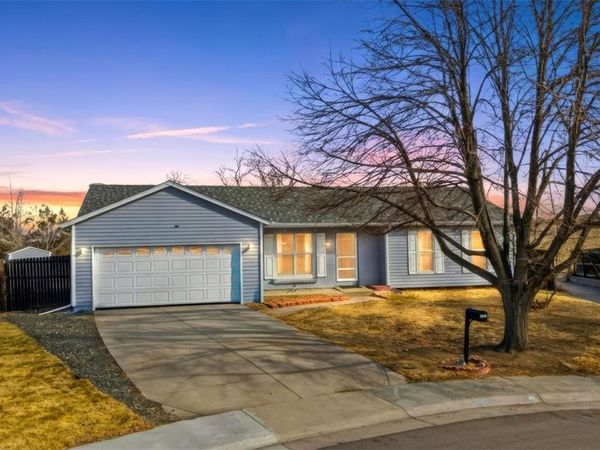 1112 S Bahama Street , Aurora, CO 80017