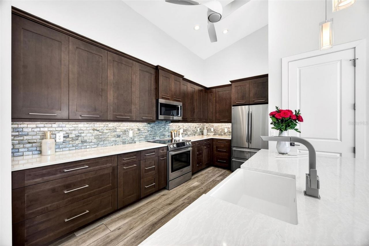 125 Colony Point Drive , Punta Gorda, FL 33950 Photo
