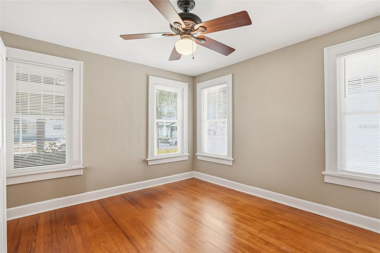 5001 3rd Avenue S, Saint Petersburg, FL 33707 Photo