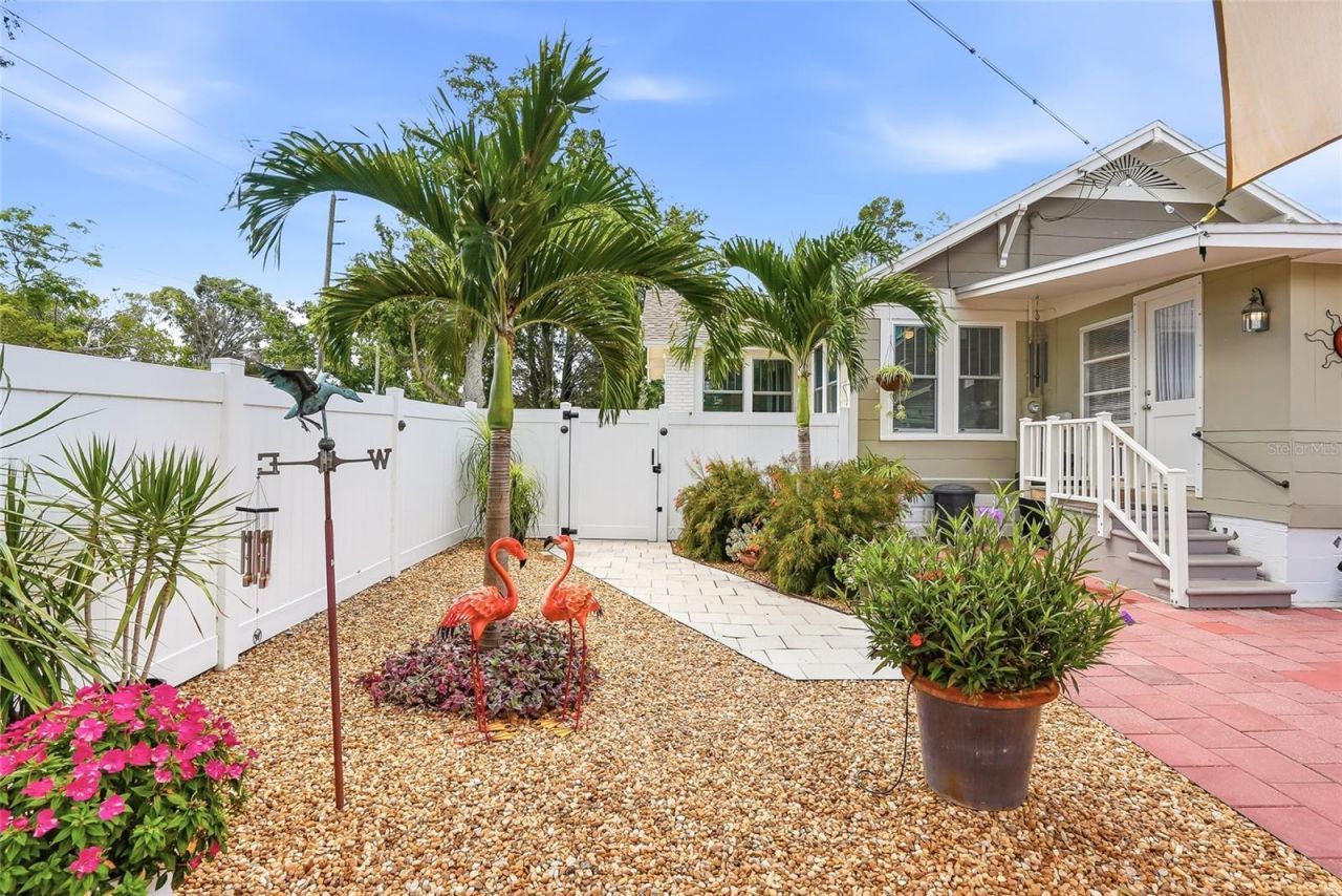 5001 3rd Avenue S, Saint Petersburg, FL 33707 Photo