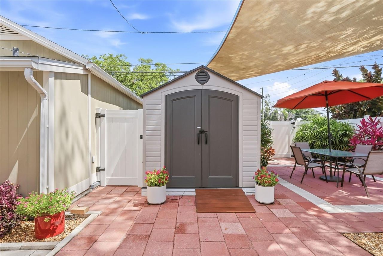 5001 3rd Avenue S, Saint Petersburg, FL 33707 Photo