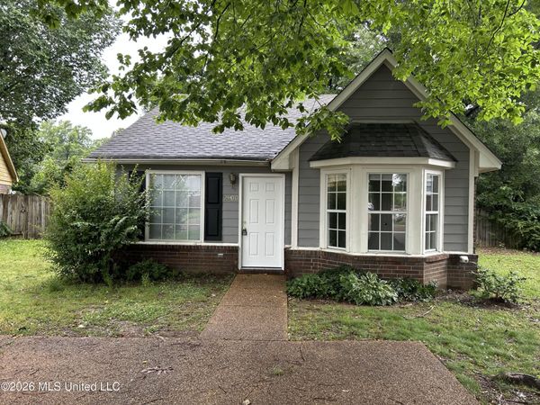2900 W Brachton Cove, Horn Lake, MS 38637