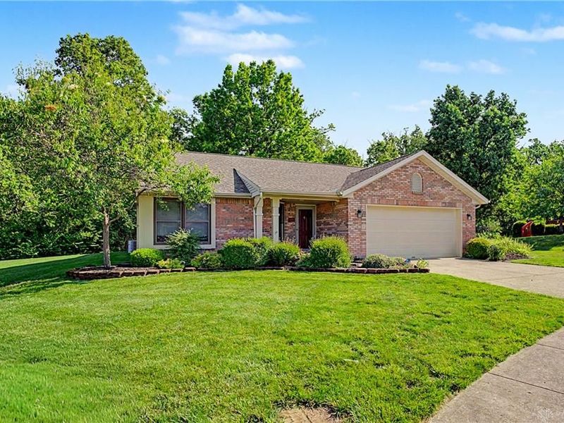 1131 Castleton Court, Miamisburg, OH 45342 Photo 3