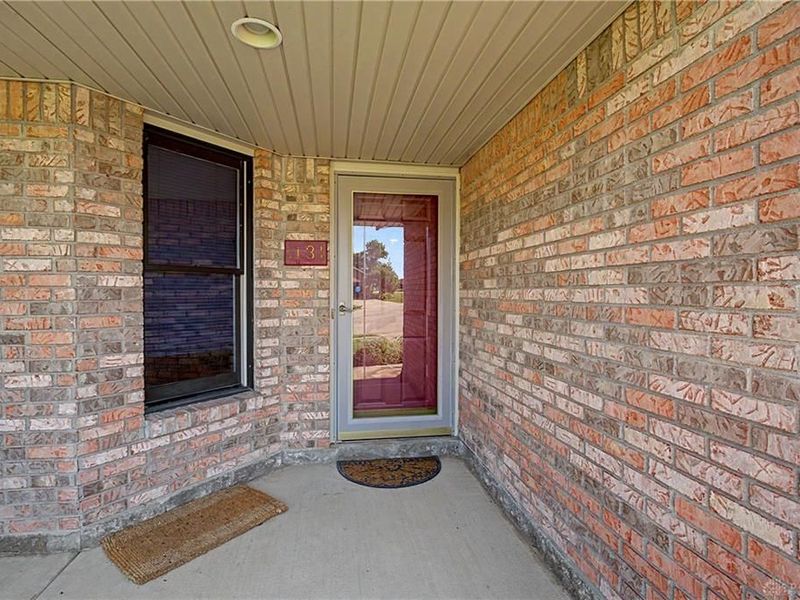 1131 Castleton Court, Miamisburg, OH 45342 Photo 4