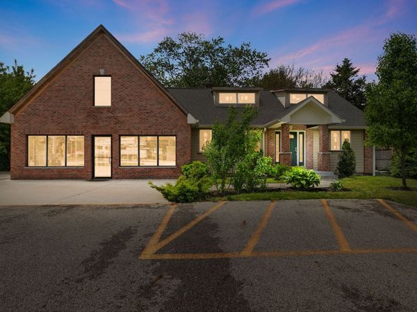 618 BARRON Boulevard , Grayslake, IL 60030