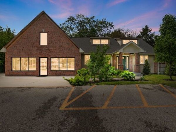 618 BARRON Boulevard , Grayslake, IL 60030