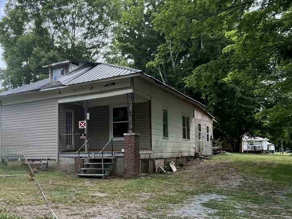 1505 Railroad Ave , Athens, TN 37303
