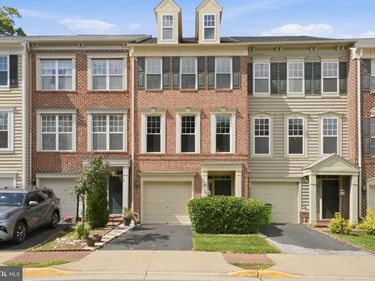 8133 DOVE COTTAGE COURT, LORTON, VA 22079
