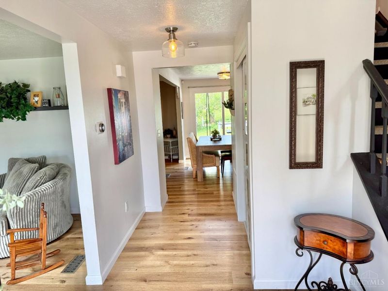247 Heathrow Court, Hamilton, OH 45013 Photo 3