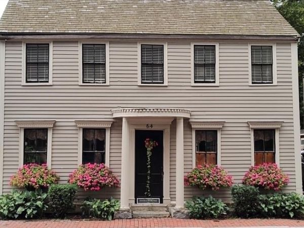 64 Prospect St, Newburyport, MA 01950